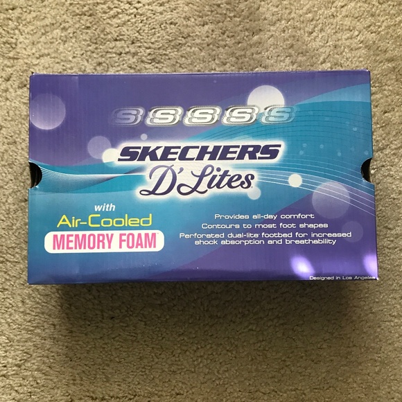 D'Lites Biggest Fan Sneaker-Women - Picture 5 of 9